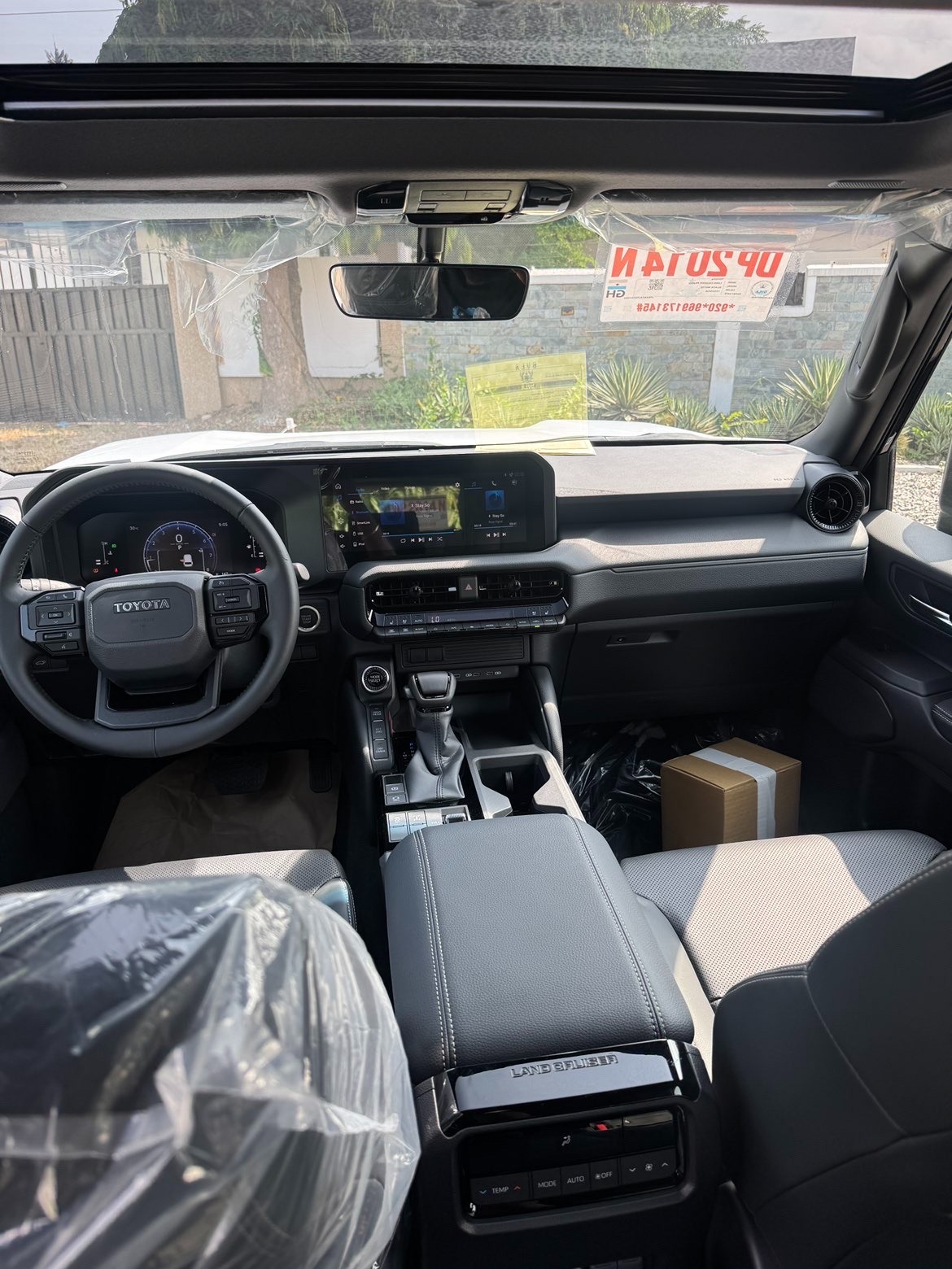 2025 Toyota Land Cruiser Prado thumb 3